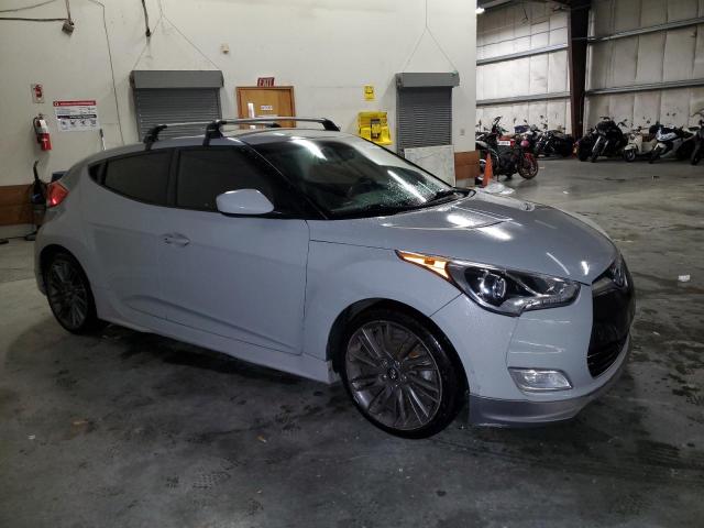  HYUNDAI VELOSTER 2013 Білий