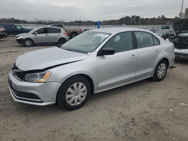 Sedans VOLKSWAGEN JETTA 2016 Srebrny