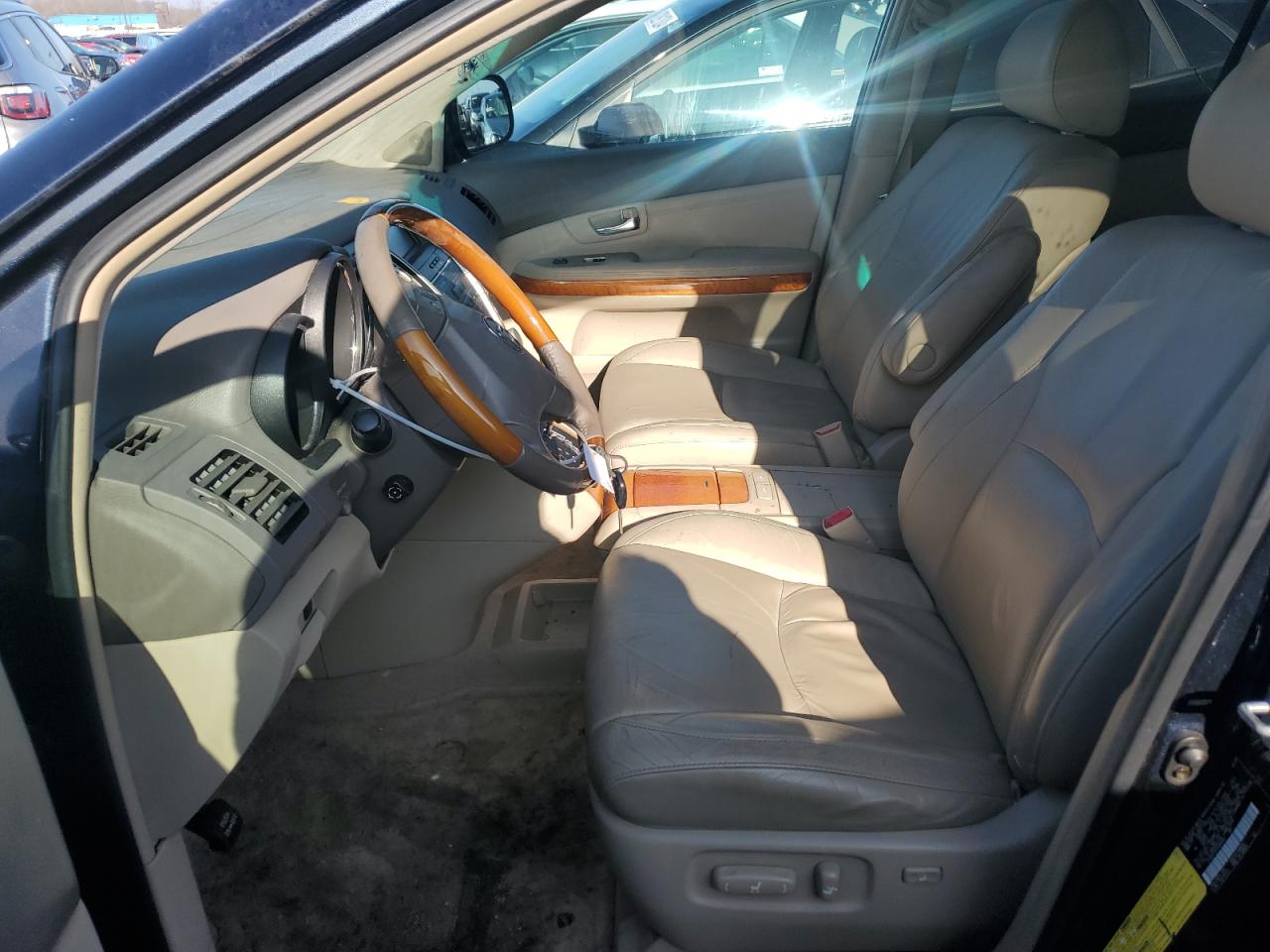 2007 Lexus Rx 350 VIN: 2T2HK31U47C024748 Lot: 84664904