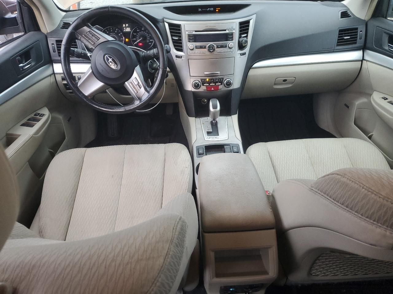 2011 Subaru Outback - Image 8