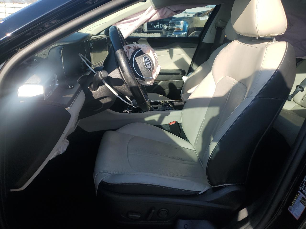 2021 Kia K5 - Image 7