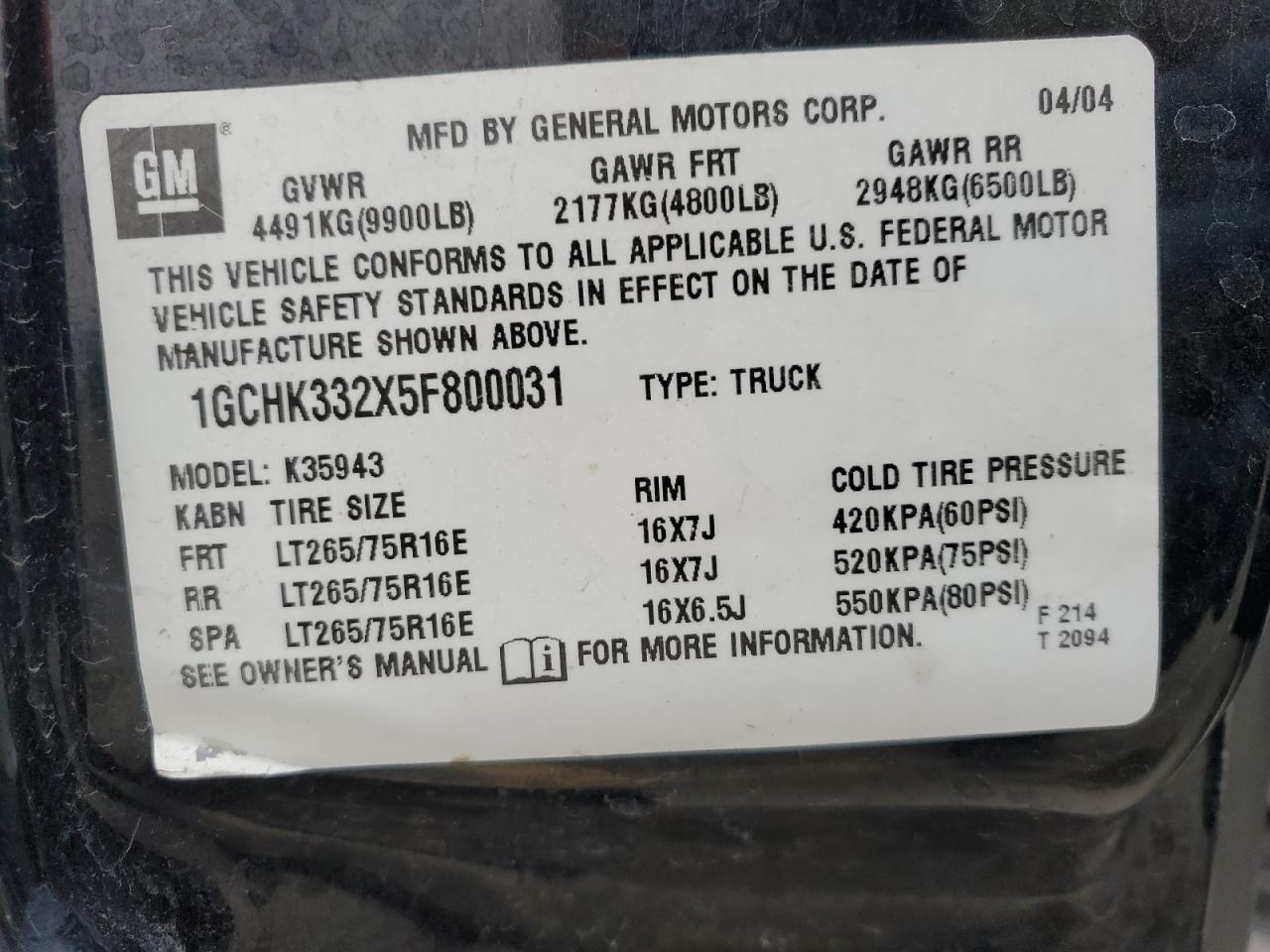 2005 Chevrolet Silverado - Image 12