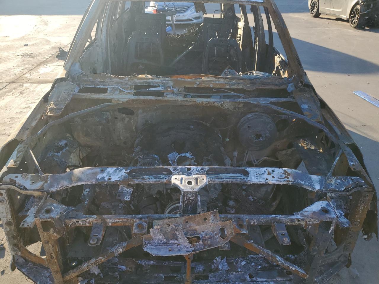 2017 Cadillac Escalade - Image 12