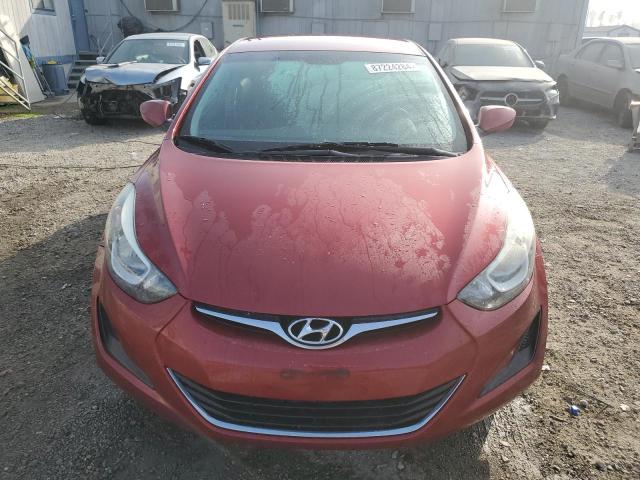  HYUNDAI ELANTRA 2015 Красный