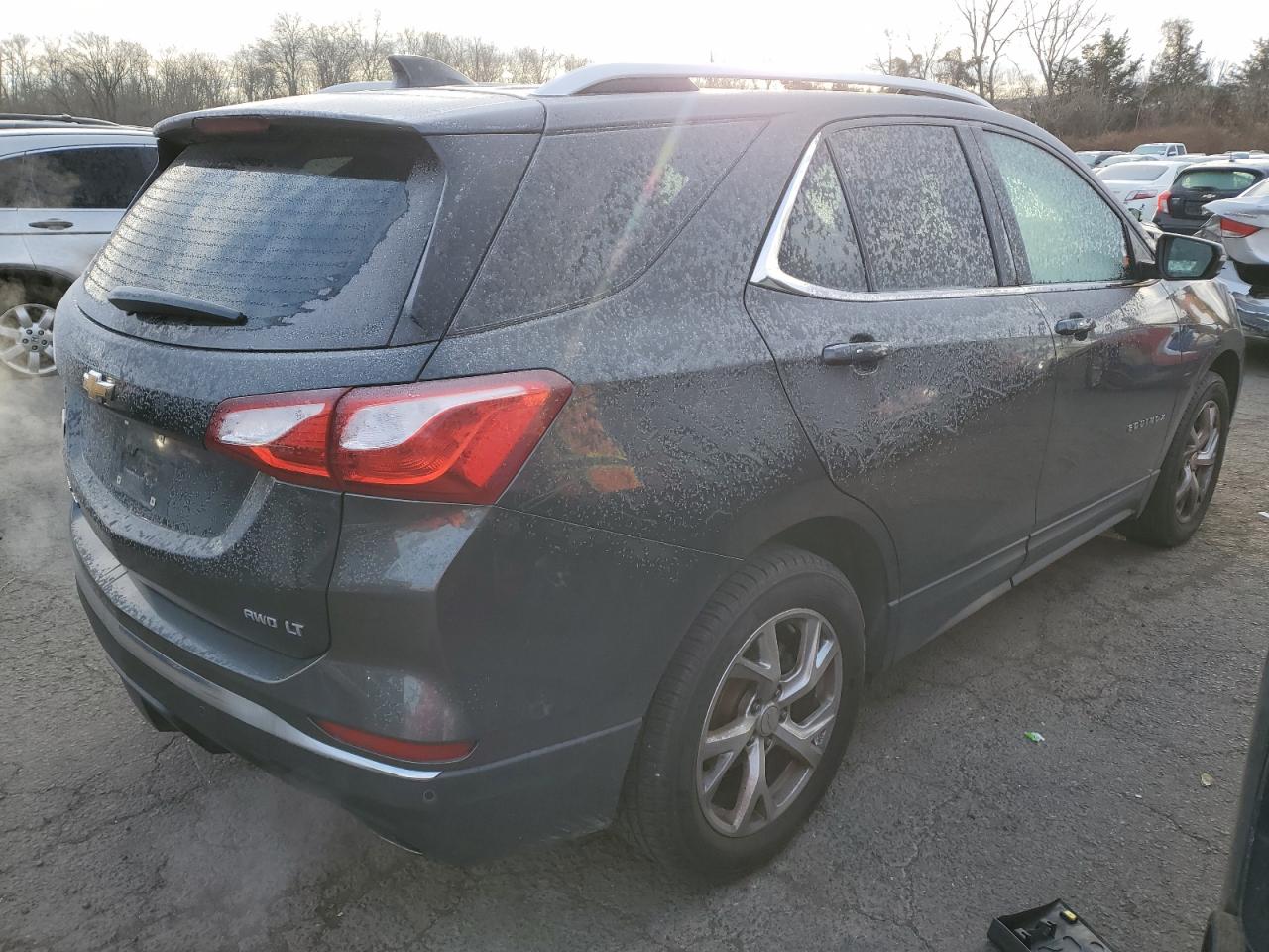 2019 Chevrolet Equinox - Image 3