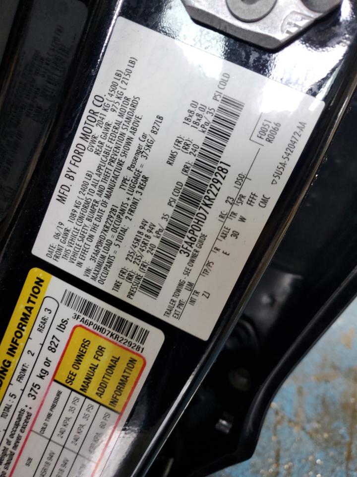 2019 Ford Fusion - Image 12