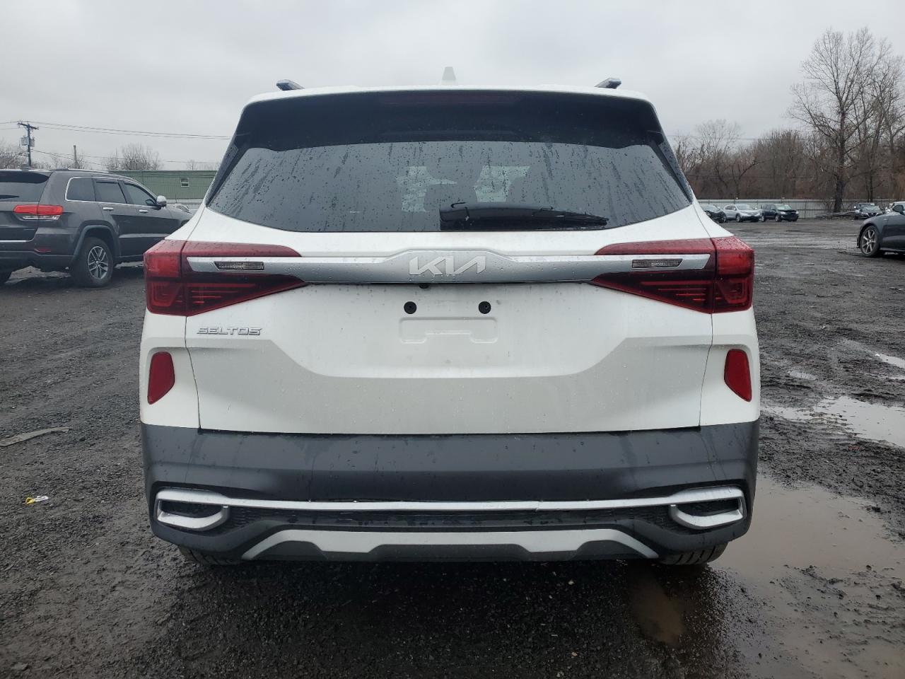 2022 Kia Seltos - Image 6