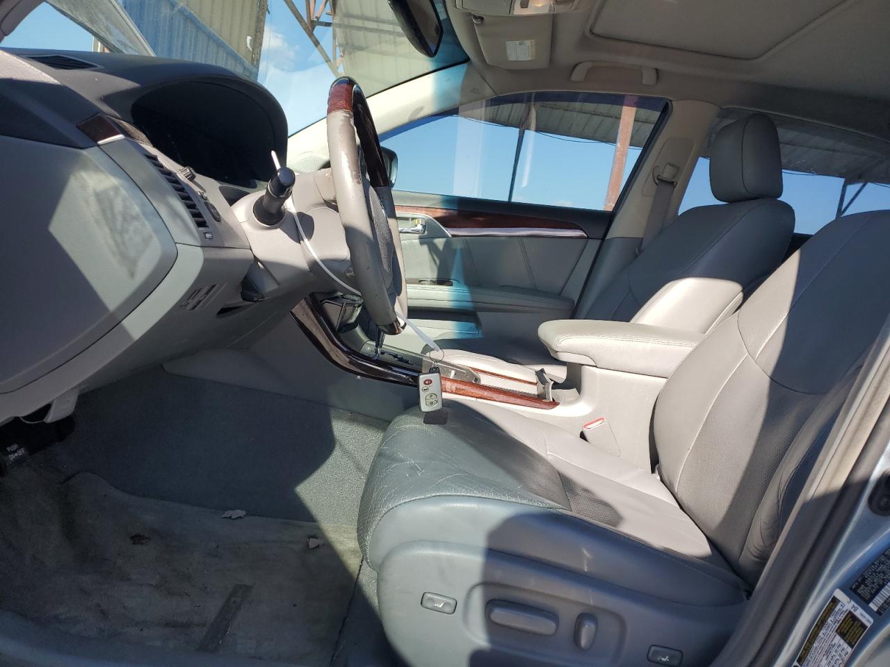 2009 Toyota Avalon - Image 7