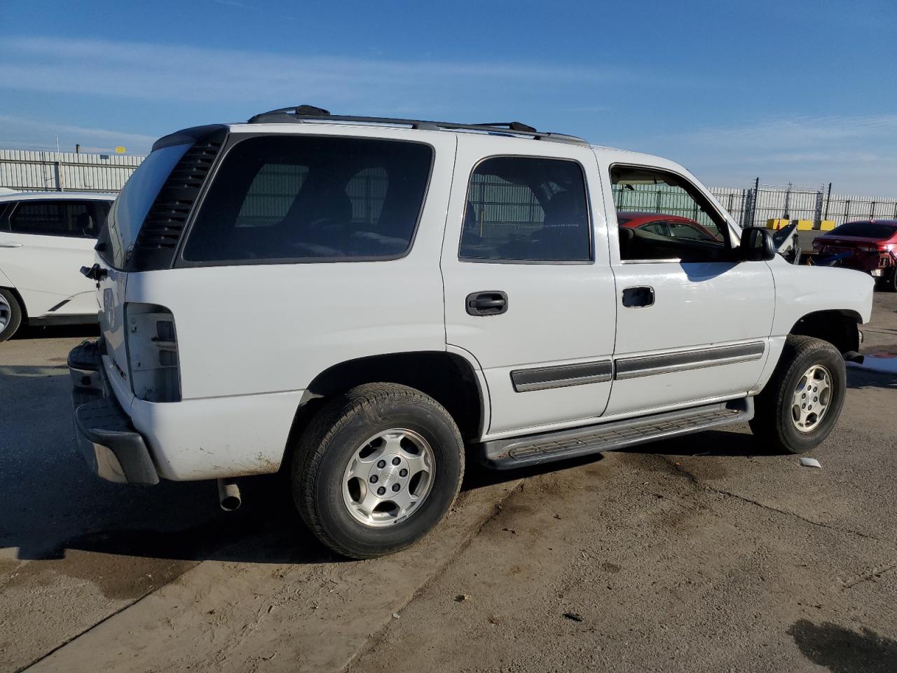 2005 Chevrolet Tahoe - Image 3
