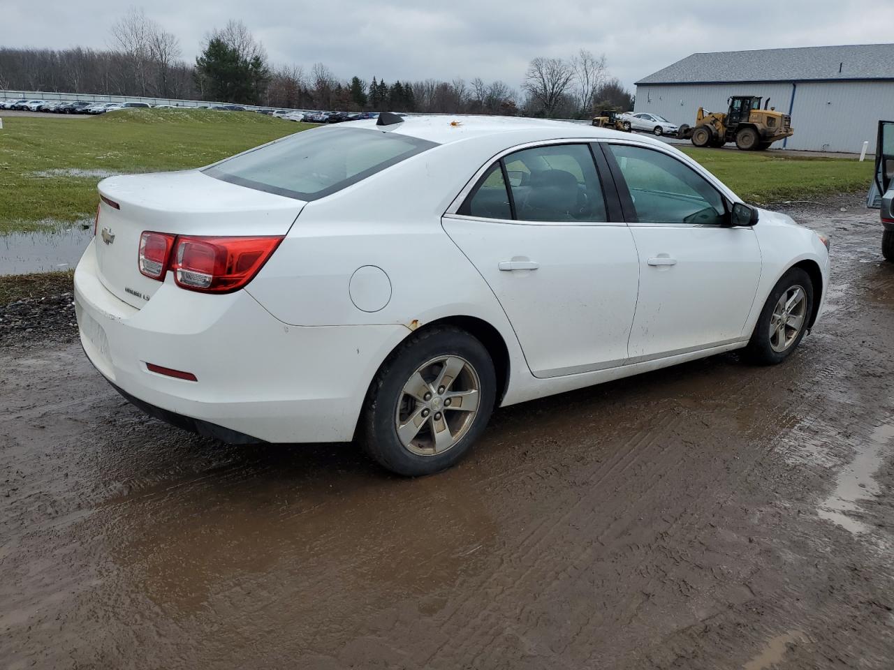 VIN 1G11B5SL3EF143461 2014 CHEVROLET MALIBU no.3