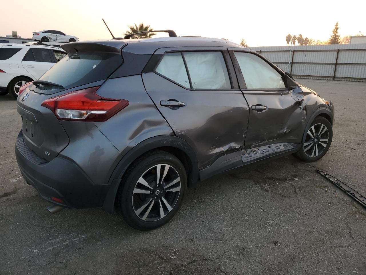 2019 Nissan Kicks - Image 3