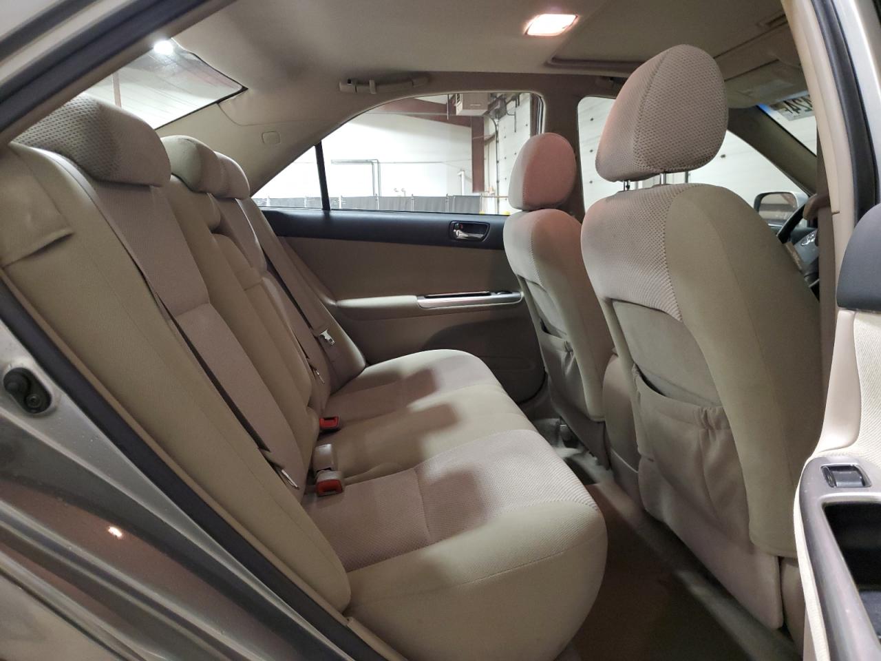 2006 Toyota Camry - Image 10