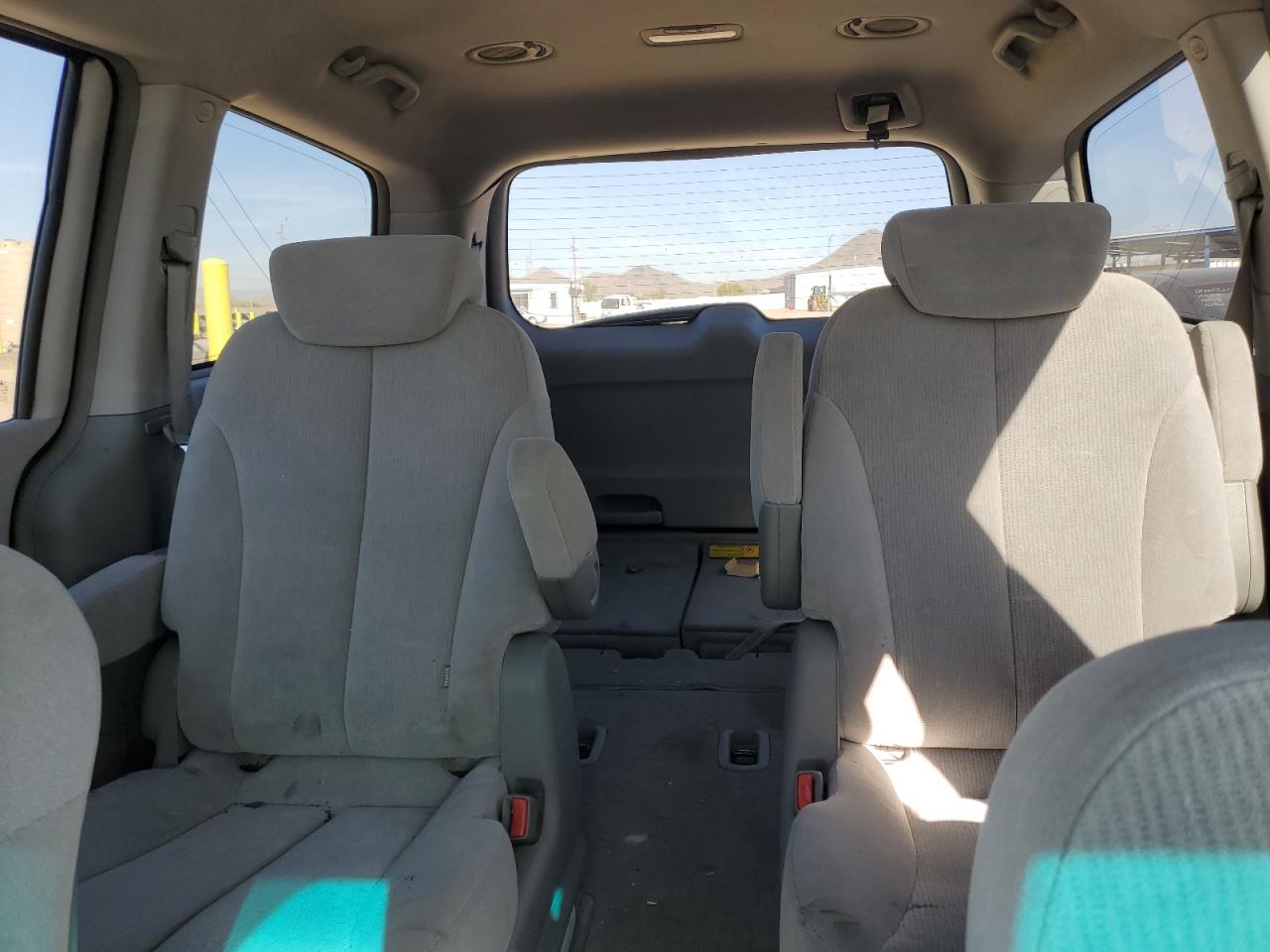 2006 Kia Sedona Ex VIN: KNDMB233566041646 Lot: 86565104