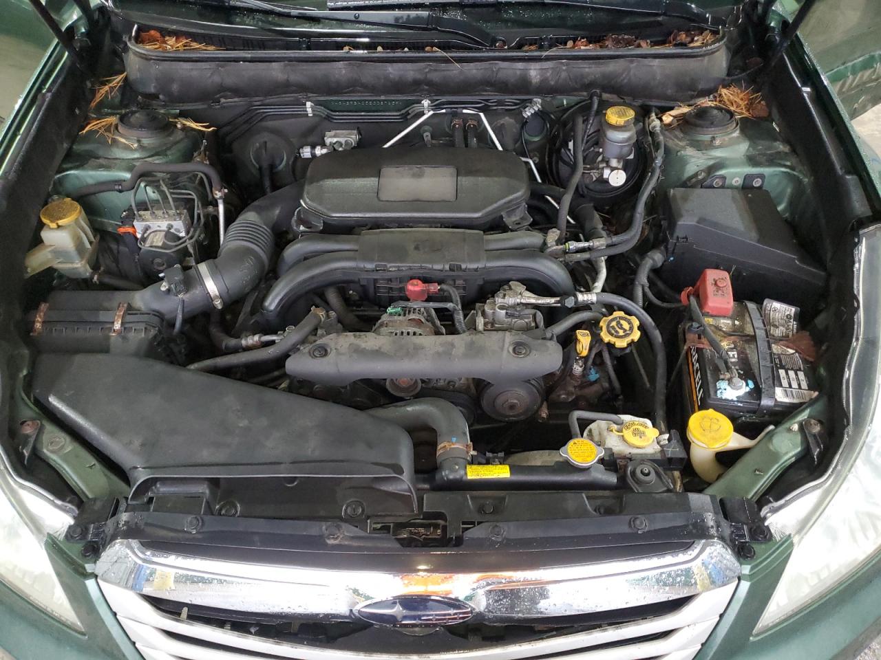 2011 Subaru Outback - Image 12
