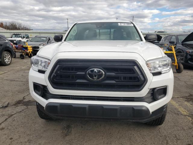  TOYOTA TACOMA 2022 Biały