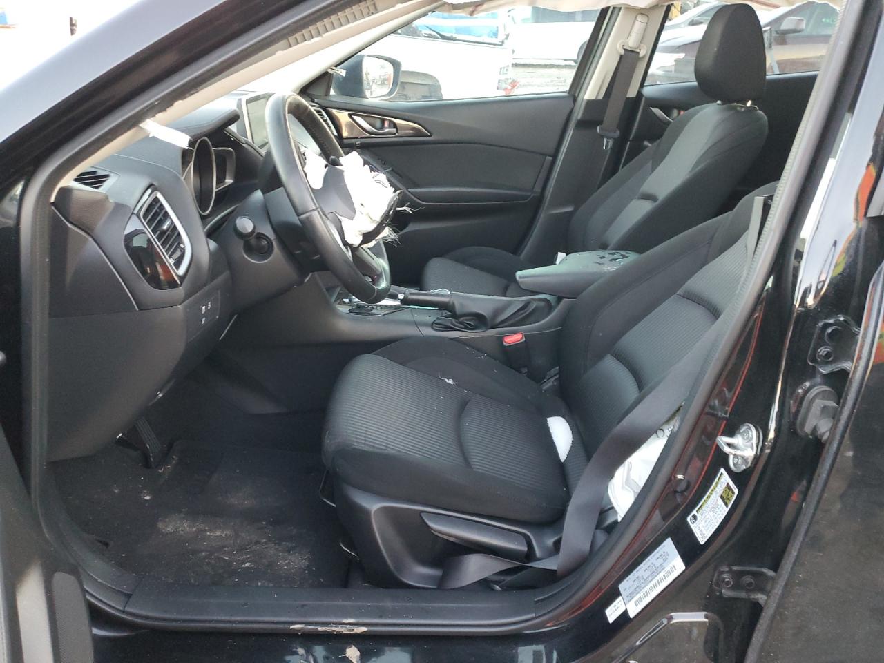 2016 Mazda 3 - Image 7