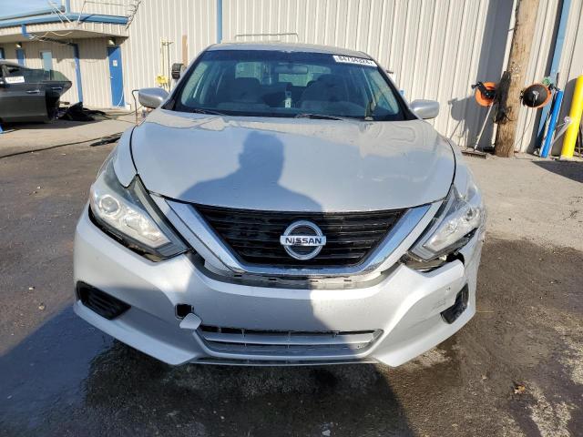  NISSAN ALTIMA 2018 Серебристый