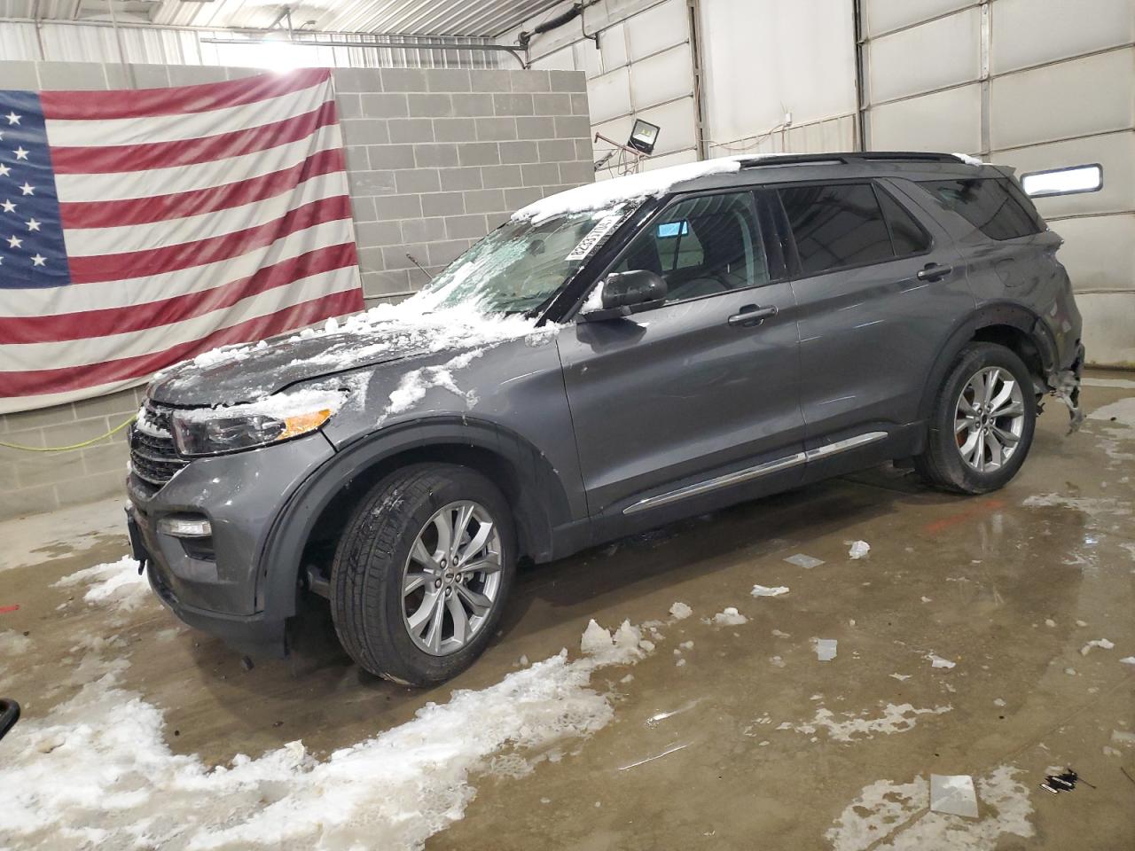 2021 Ford Explorer - Image 1