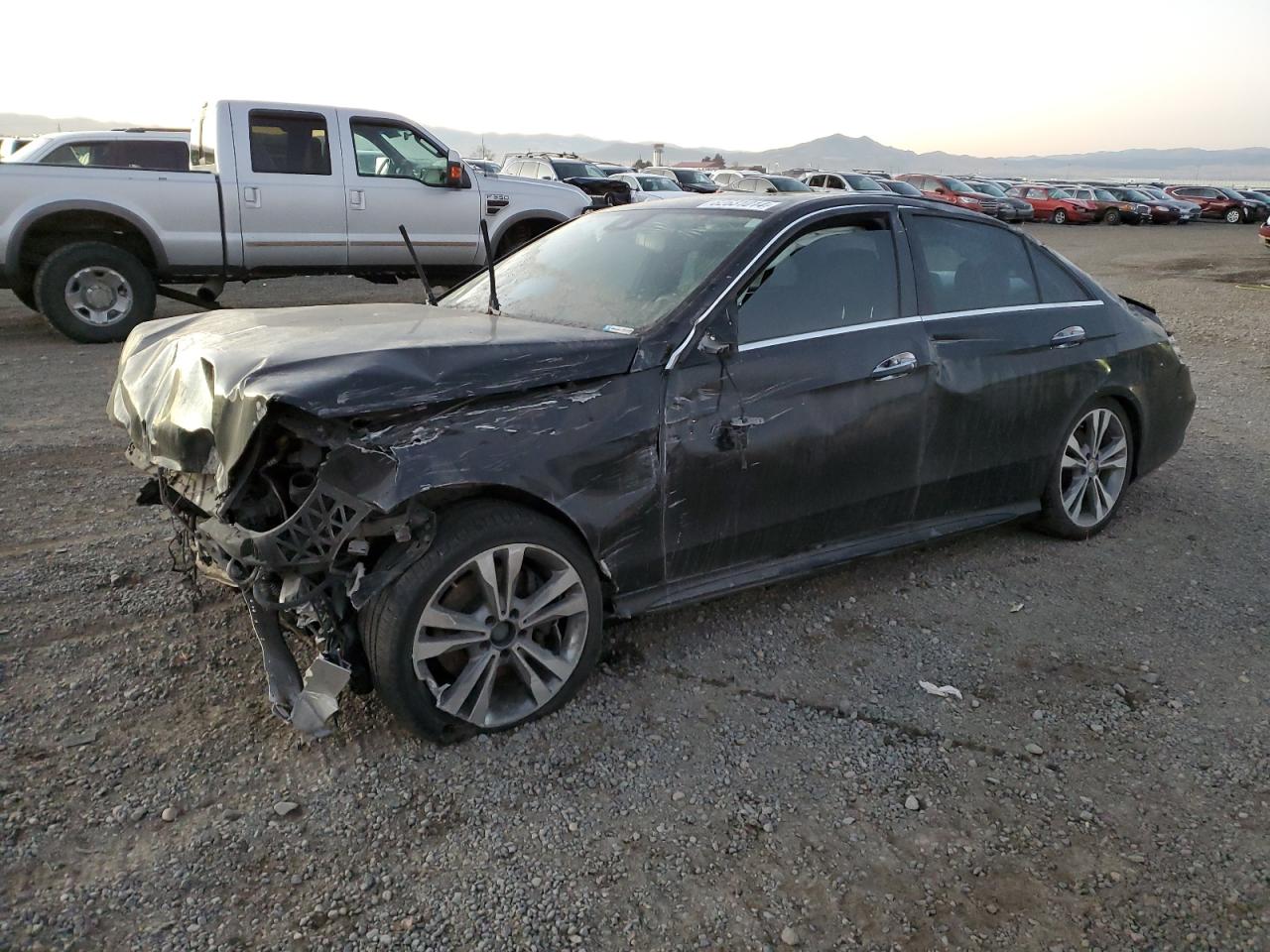 2014 Mercedes-Benz E 350 4Matic იყიდება Helena-ში, MT - Front End