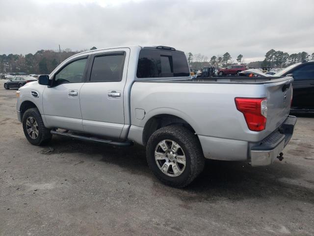  NISSAN TITAN 2017 Silver