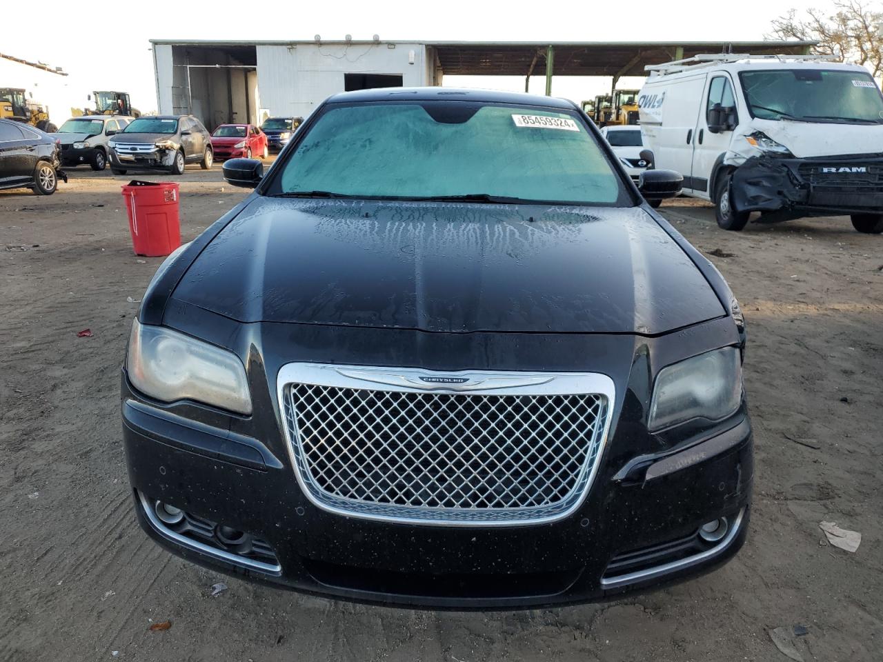 VIN 2C3CCABG9DH530042 2013 CHRYSLER 300 no.5