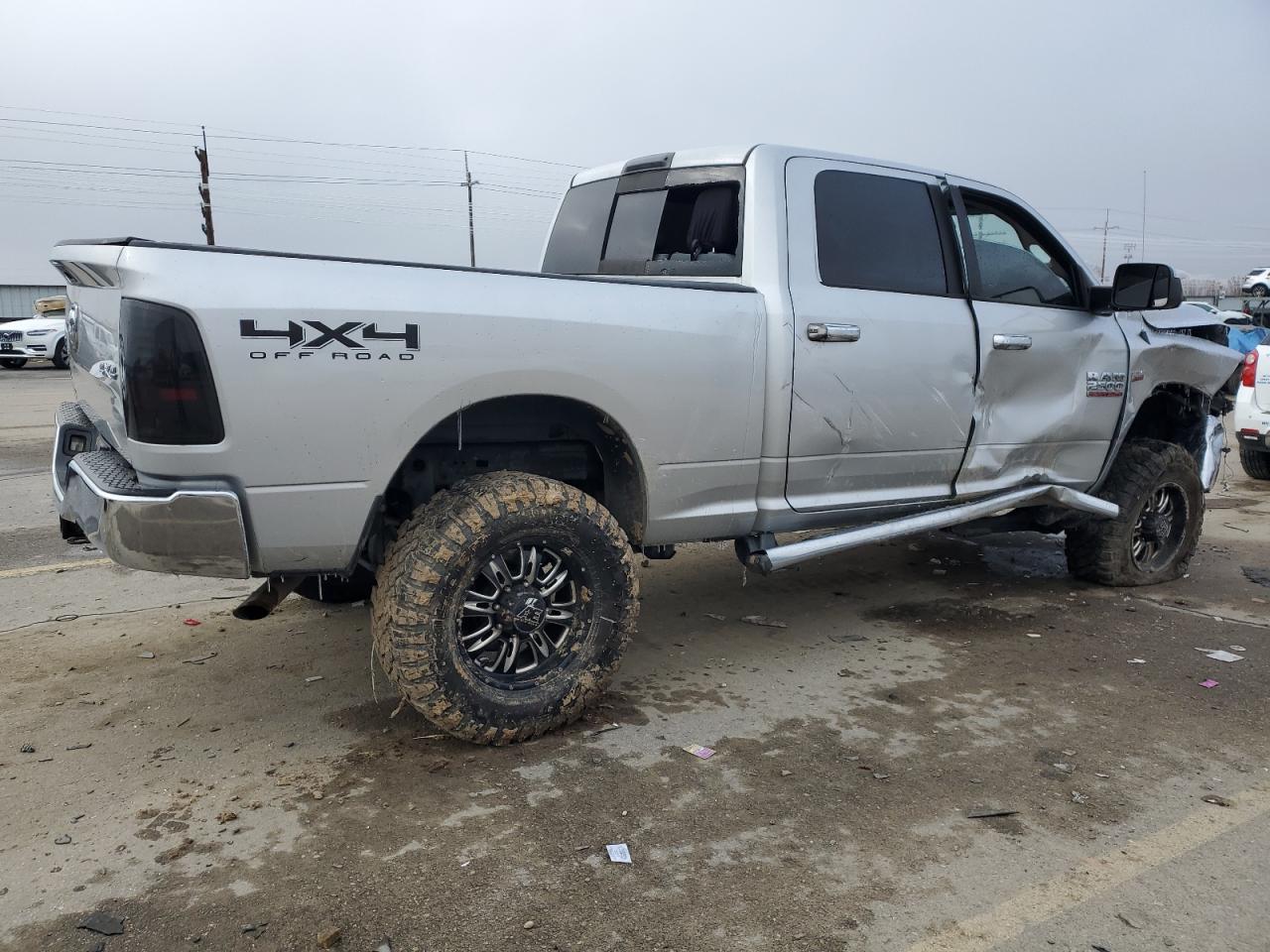 2015 RAM 2500 - Image 3