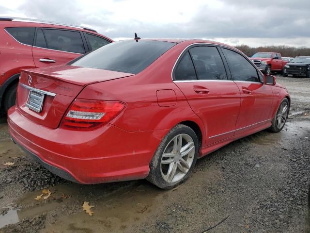  MERCEDES-BENZ C-CLASS 2013 Czerwony