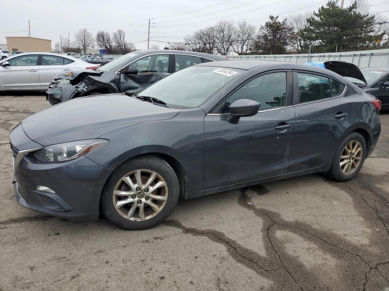 VIN 3MZBM1U72GM245820 2016 MAZDA 3 no.1