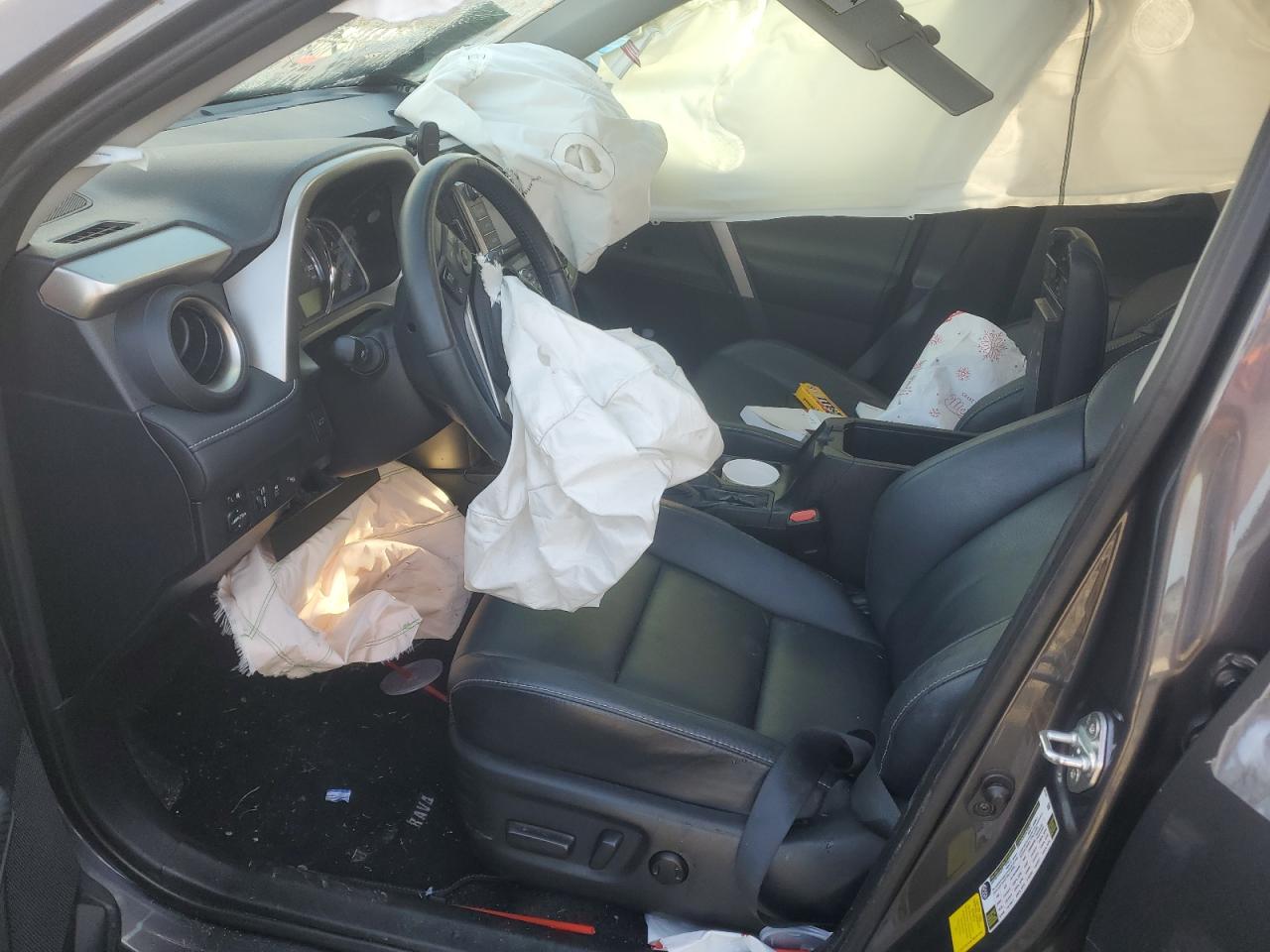 2014 Toyota RAV 4 - Image 7