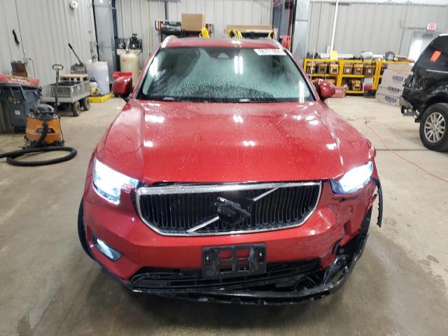  VOLVO XC40 2020 Червоний