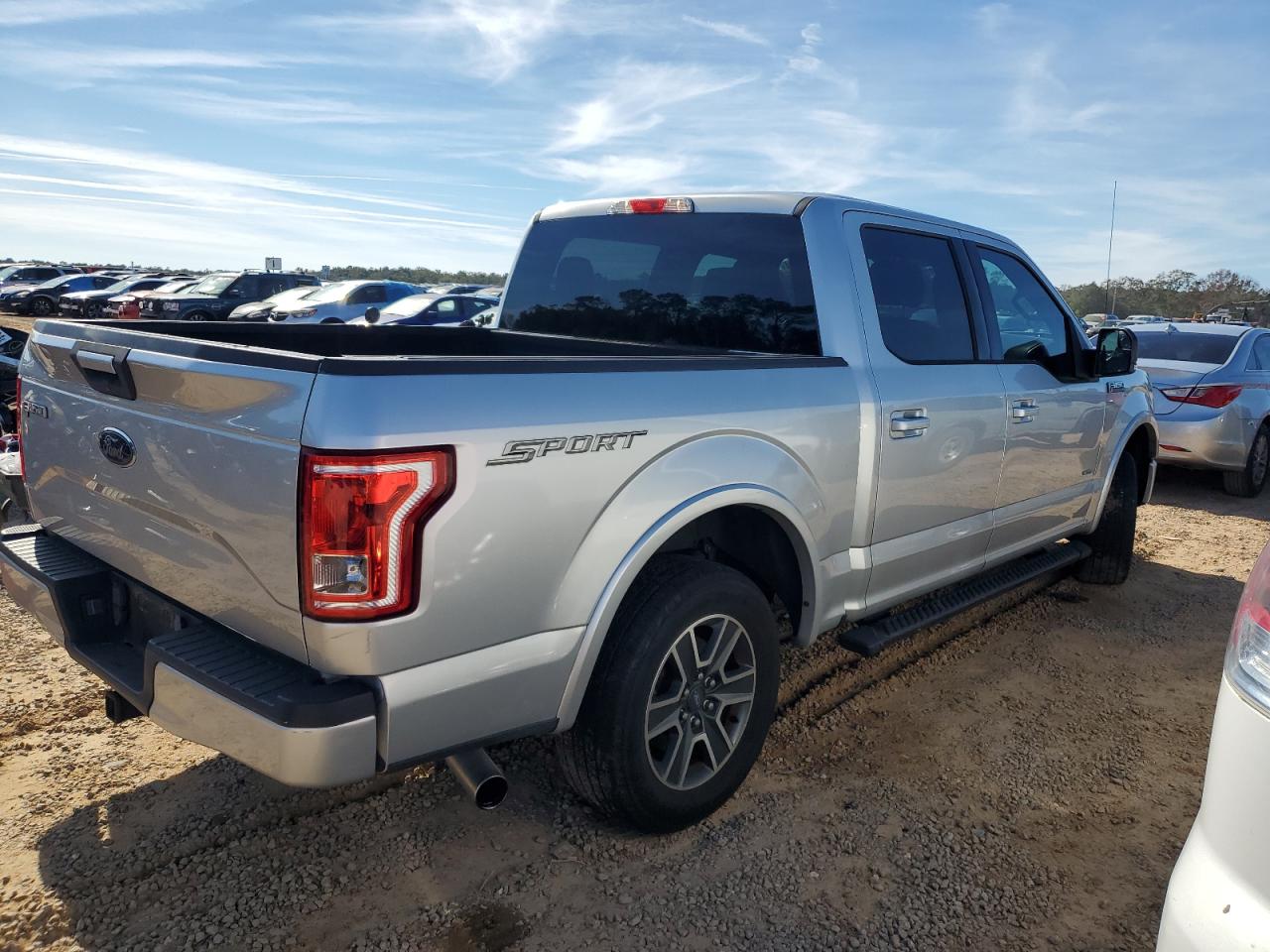 2015 Ford F-150 - Image 3