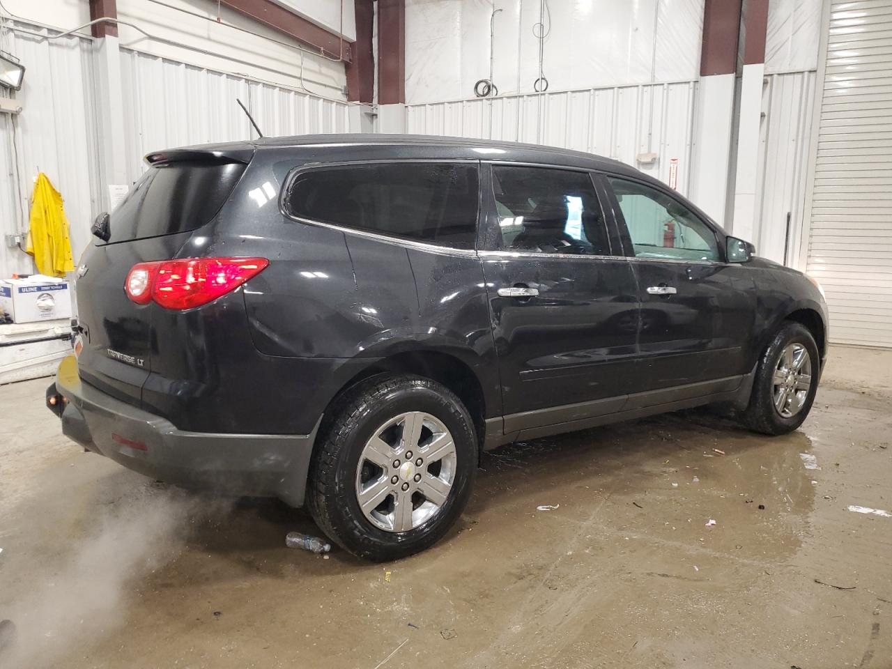 2011 Chevrolet Traverse - Image 3