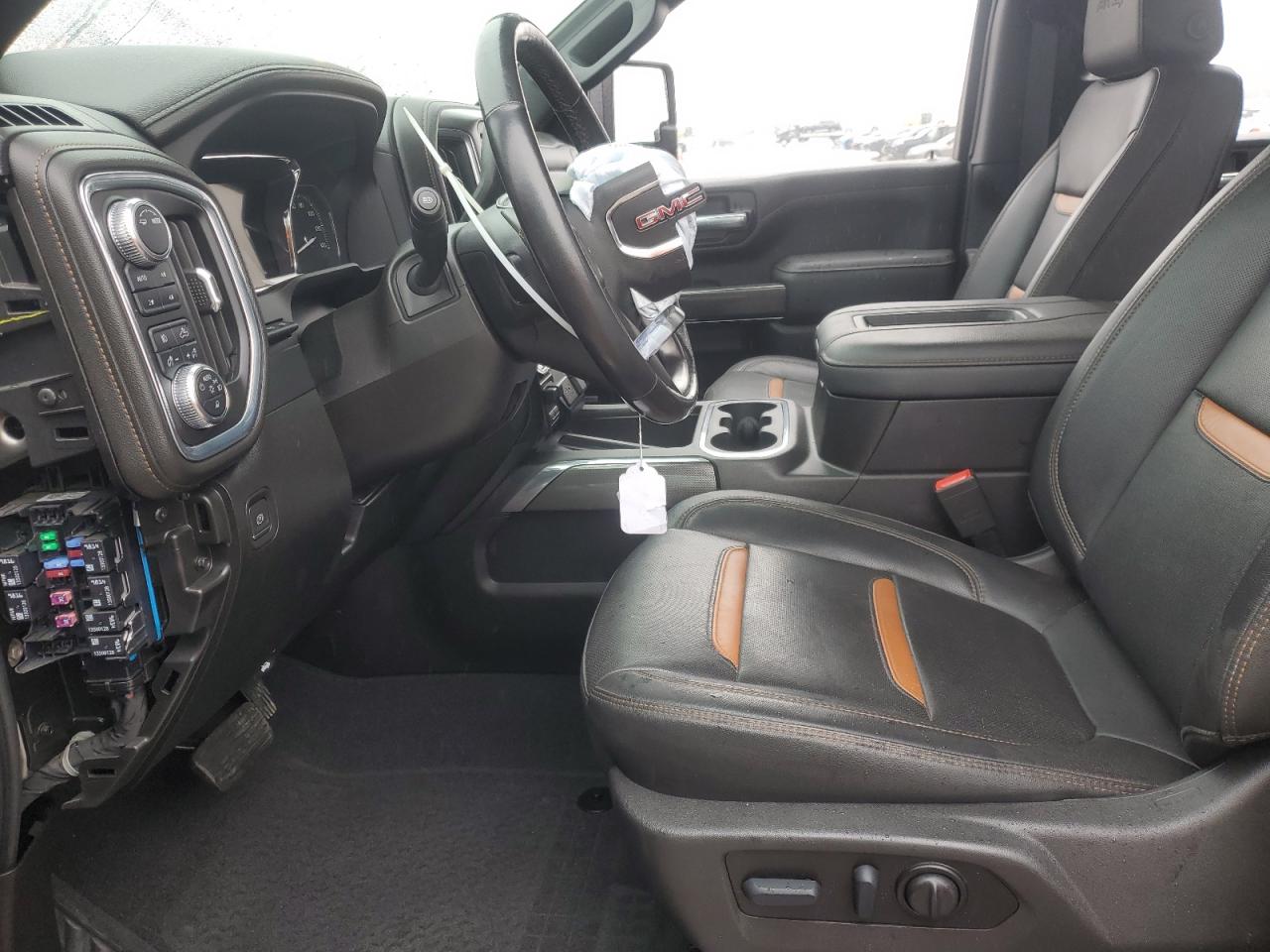 2022 GMC Sierra - Image 7
