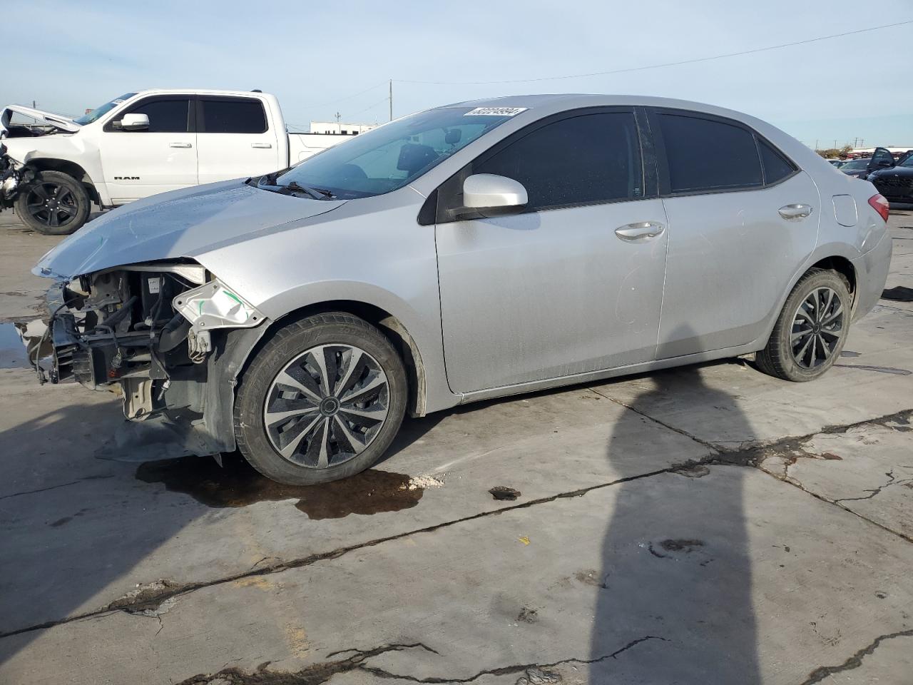 VIN 5YFBURHEXHP601242 2017 TOYOTA COROLLA no.1