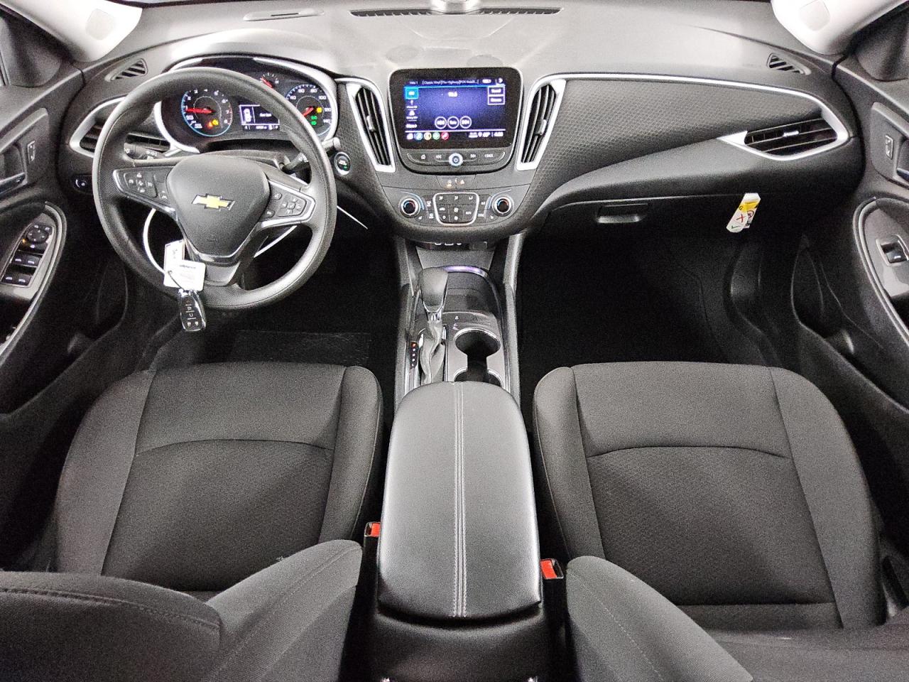 2023 Chevrolet Malibu - Image 8