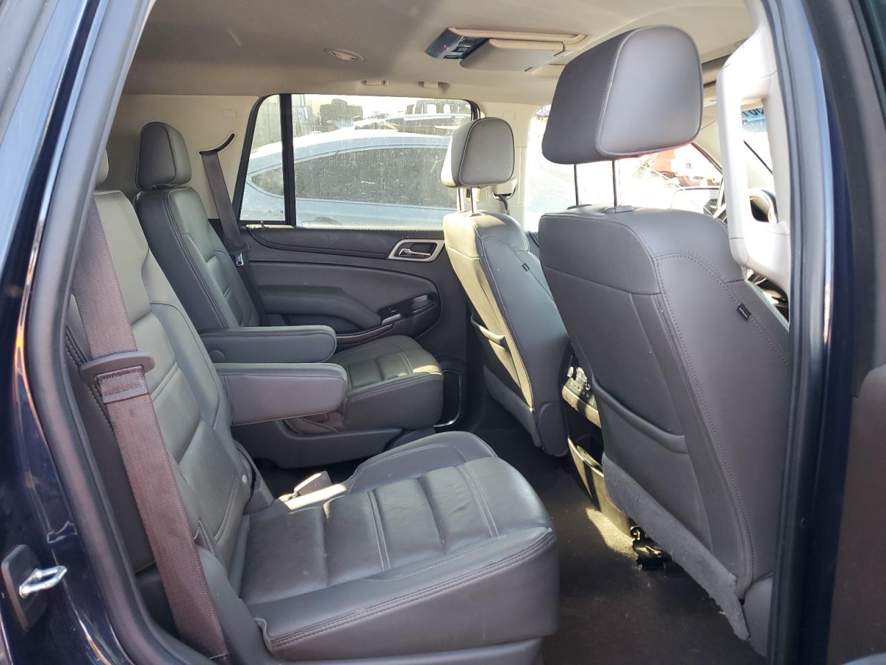 2019 GMC Yukon - Image 11