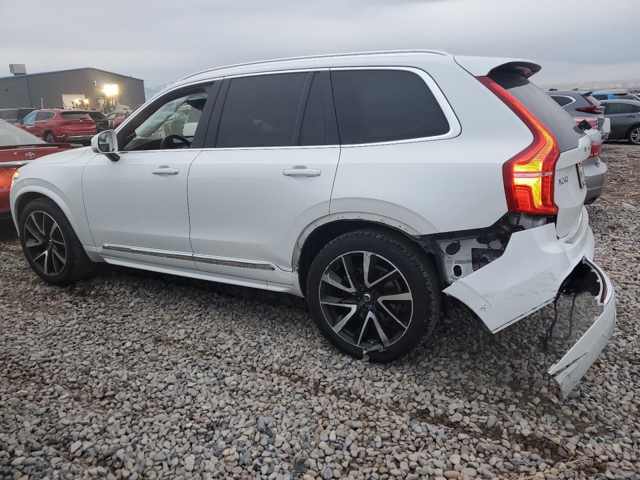 VIN YV4A22PL7J1211408 2018 VOLVO XC90 no.2