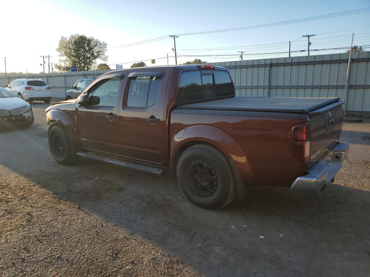 VIN 1N6DD0ER2JN705607 2018 NISSAN FRONTIER no.2