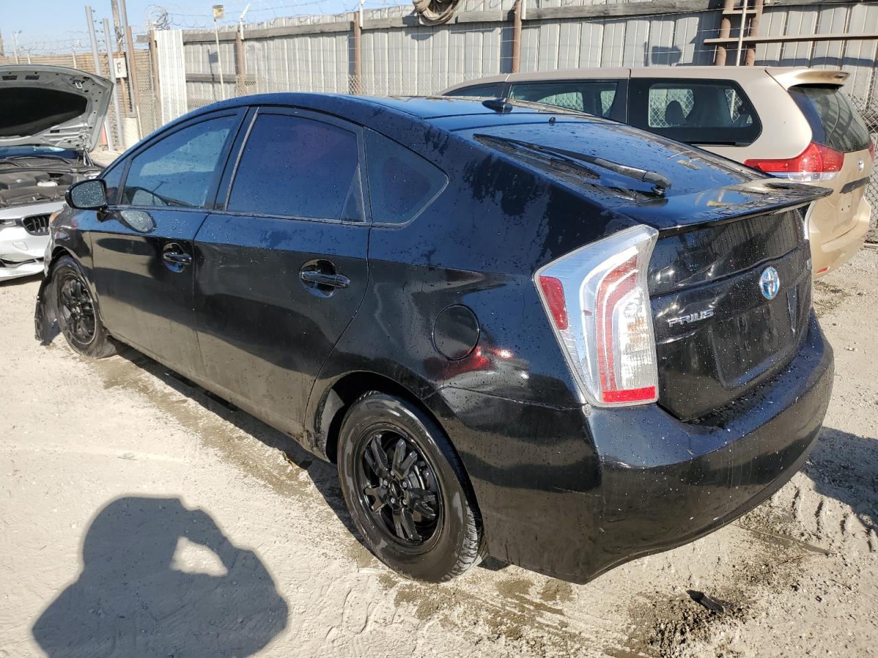 2015 Toyota Prius - Image 2