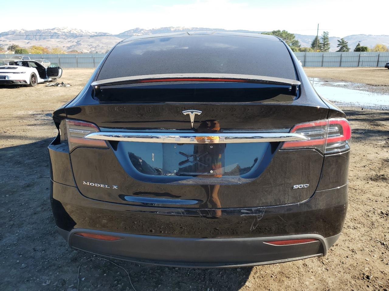 2016 Tesla Model X VIN: 5YJXCAE29GF001830 Lot: 82791124