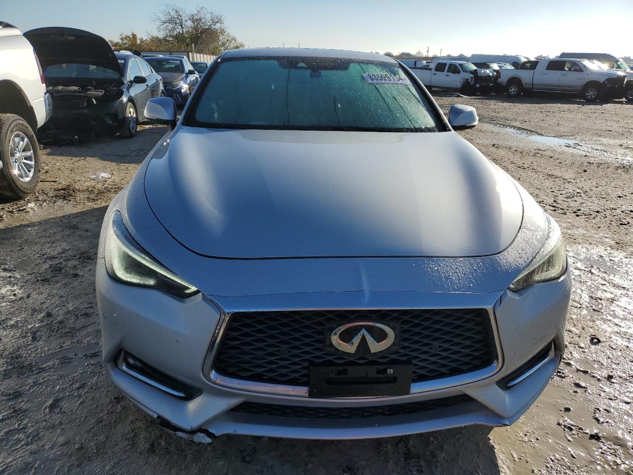 2017 Infiniti Q60 - Image 5