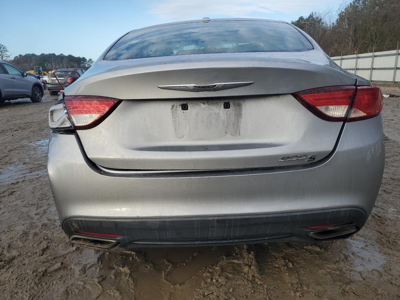 2015 Chrysler 200 - Image 6