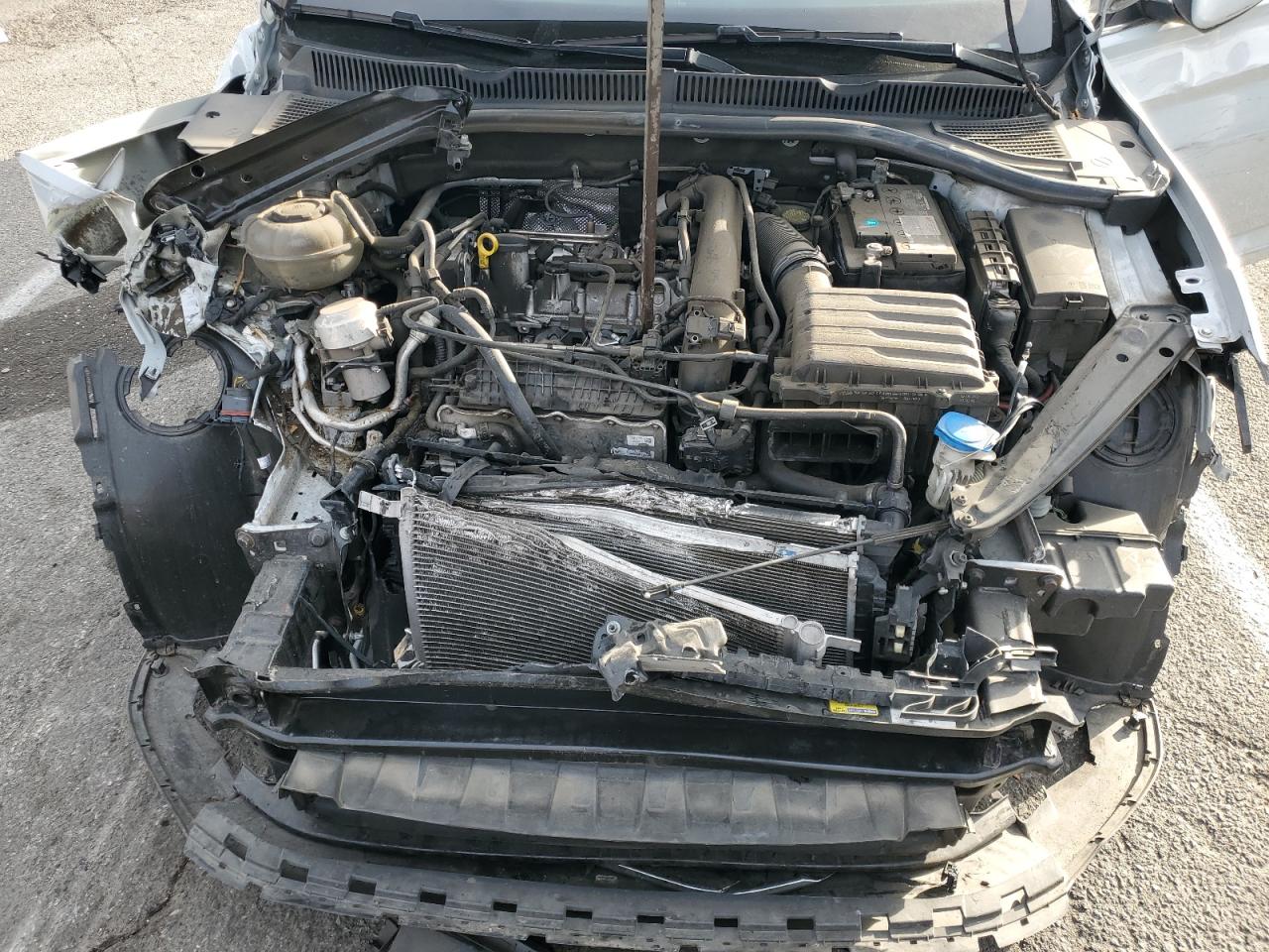 2019 Volkswagen Jetta - Image 11