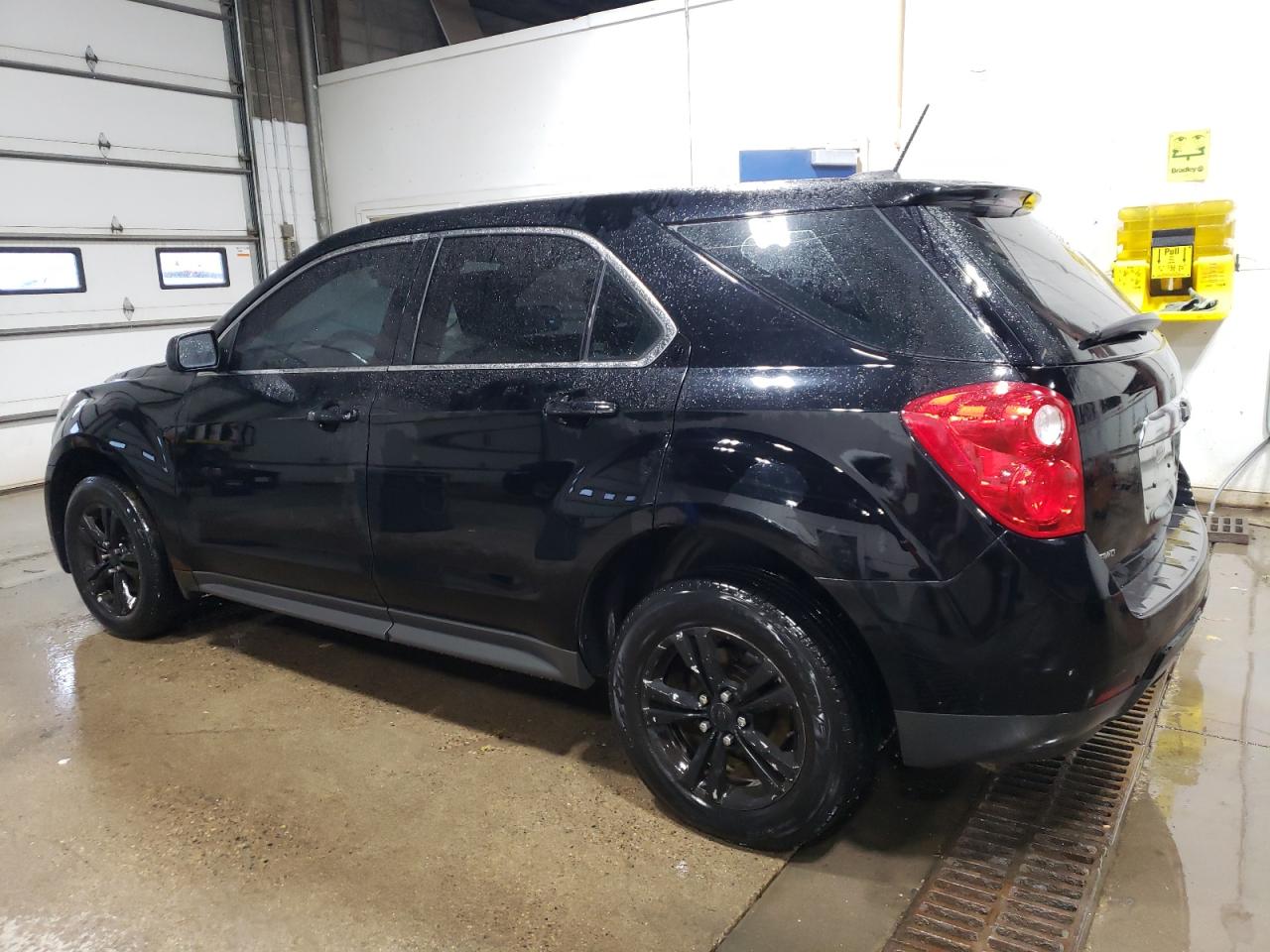 VIN 2GNFLEEK2F6135576 2015 CHEVROLET EQUINOX no.2