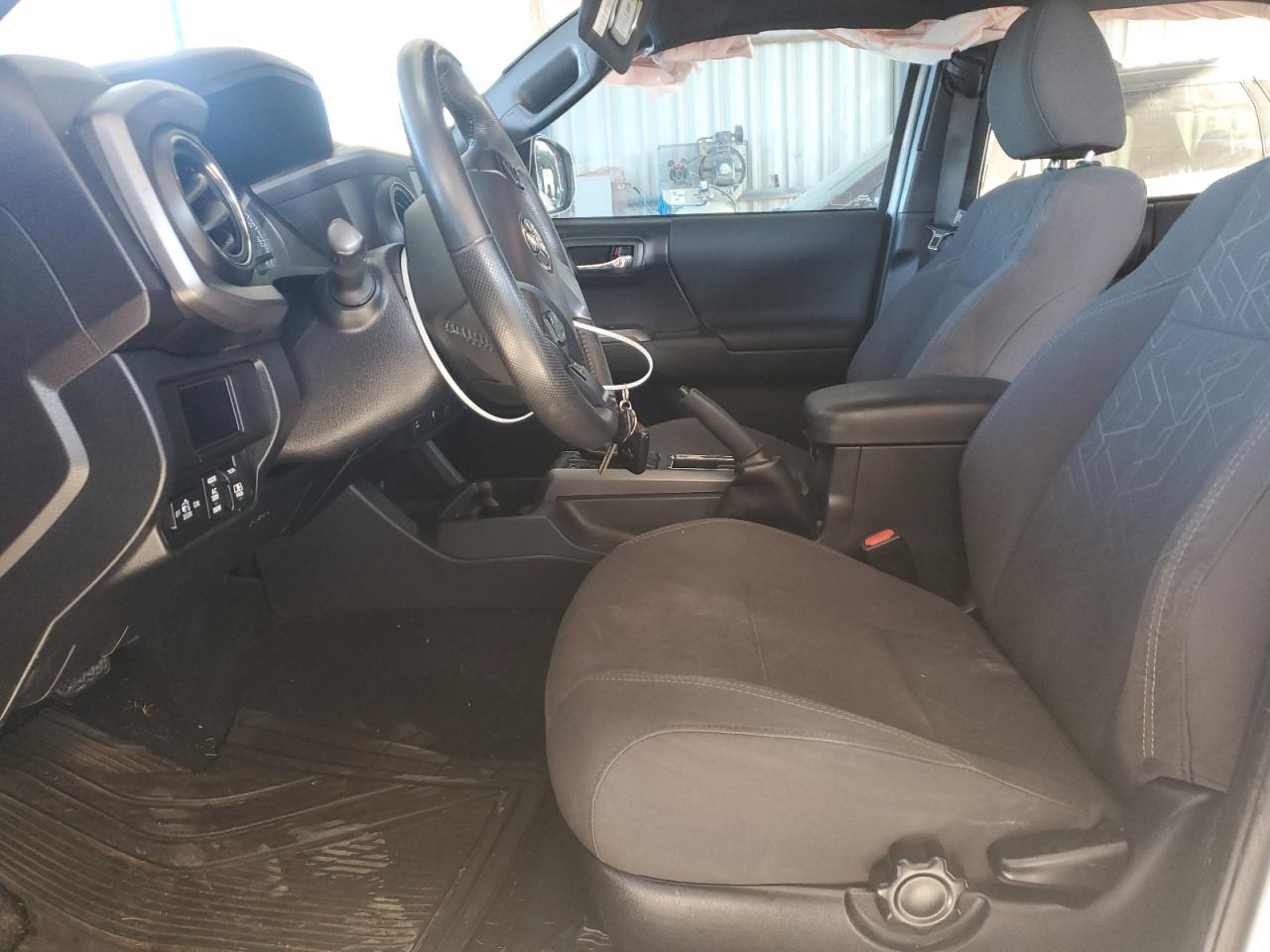 5TFCZ5AN1HX110004 TOYOTA TACOMA 2017