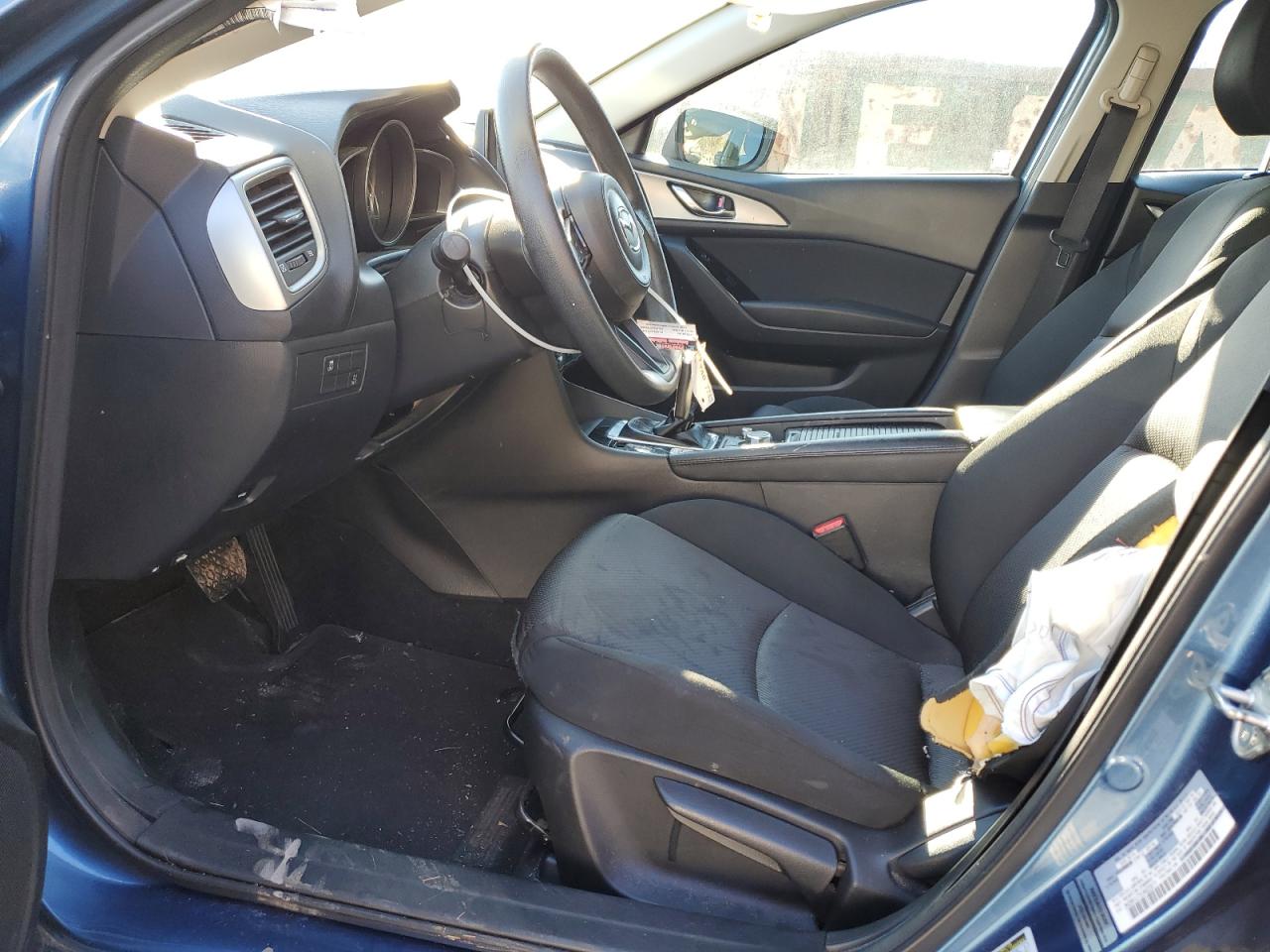 2018 Mazda 3 - Image 7