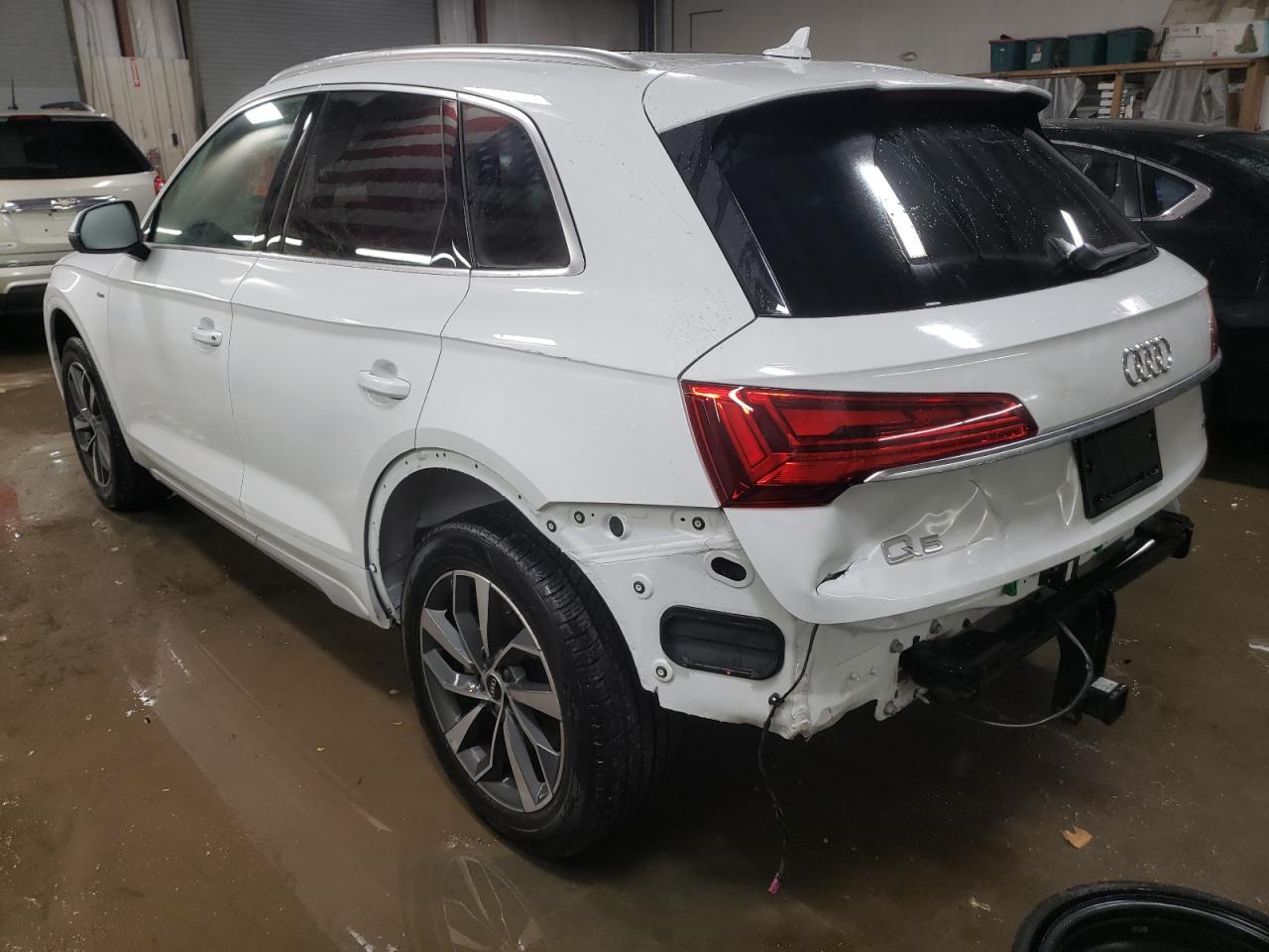 2023 Audi Q5 - Image 2