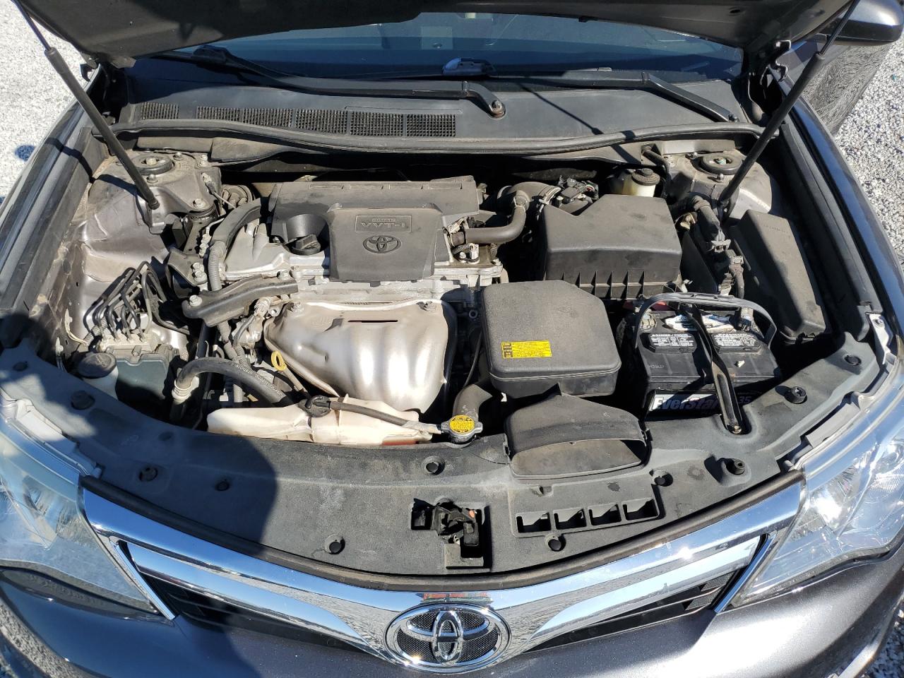2012 Toyota Camry - Image 11