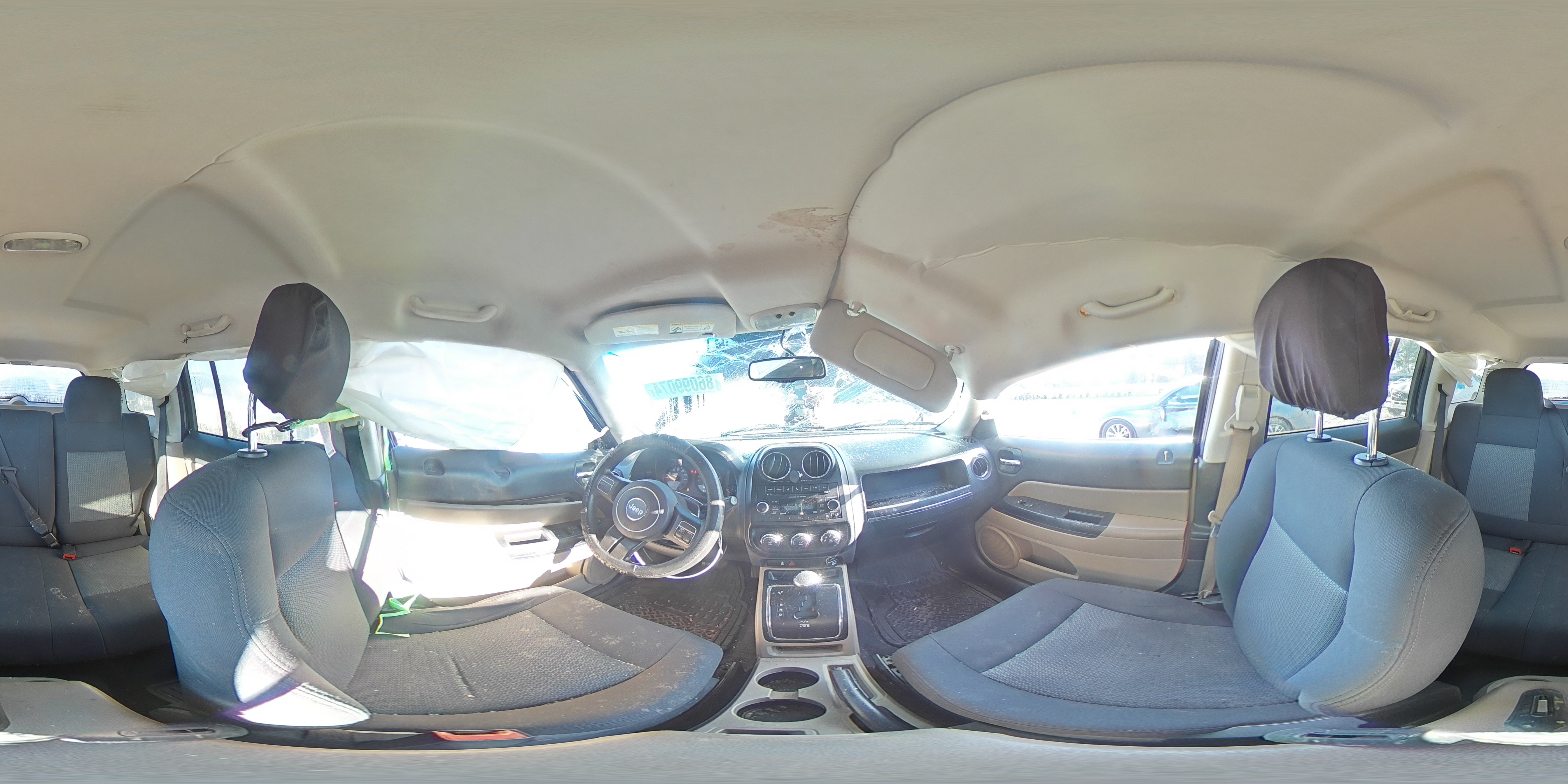 2012 Jeep Liberty (Patriot) - Image 14