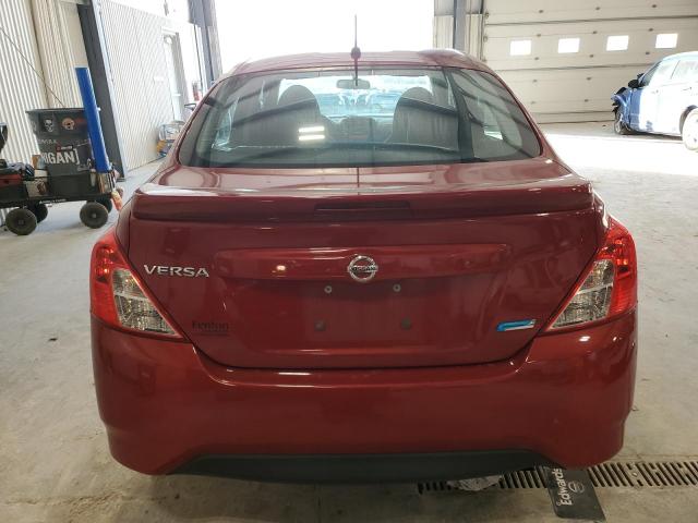  NISSAN VERSA 2015 Czerwony